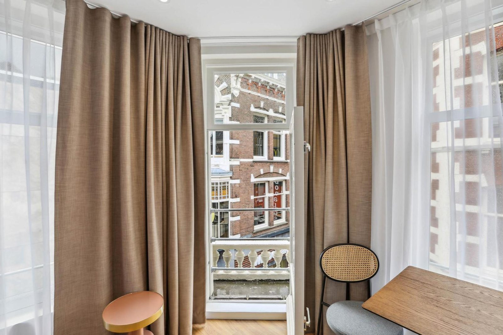 Limehome The Hague Nieuwstraat — photo 3